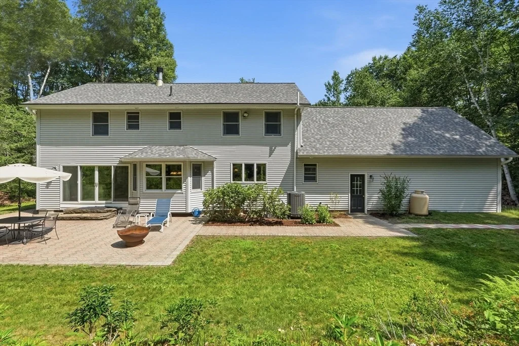 Photo of 46 Laurel Hill Rd