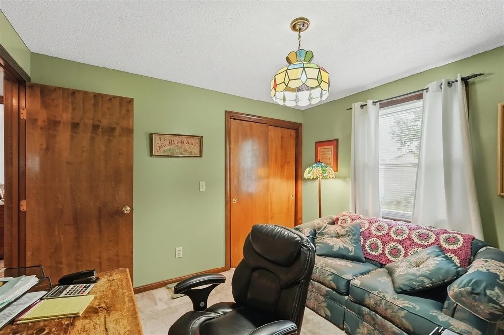 Photo of 568 Lantern Ln