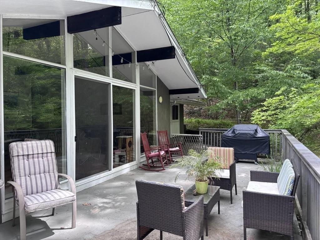 Photo of 8 Teawaddle Hill Rd