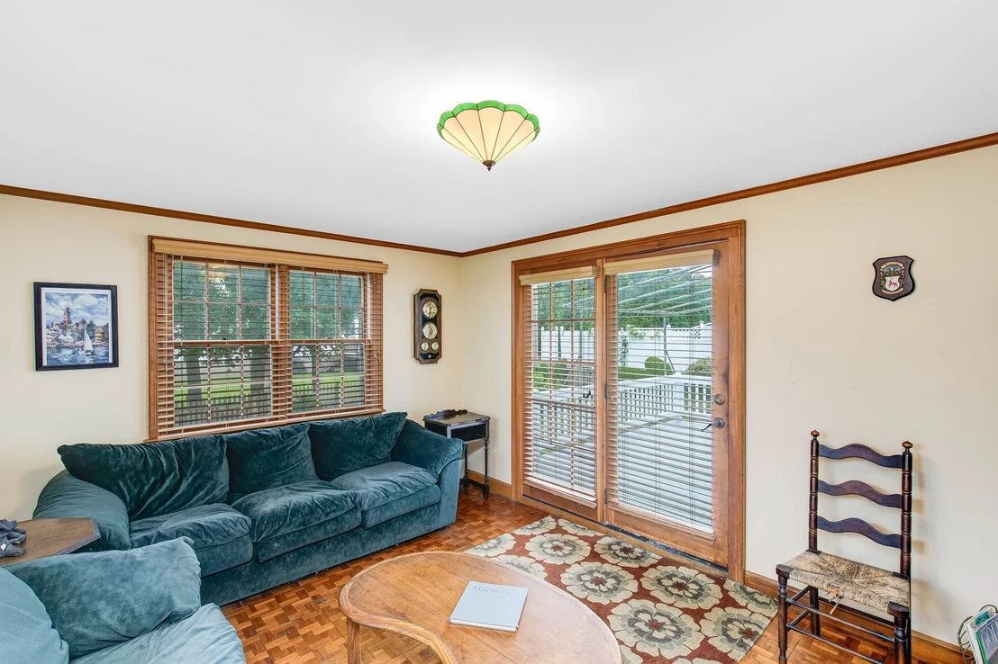 Photo of 18 Mohawk Rd