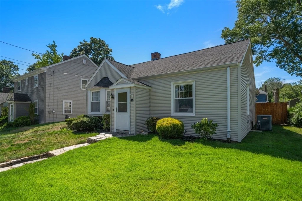 Photo of 434 Eldridge St.