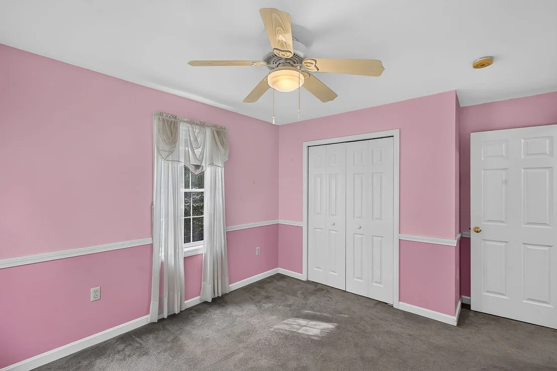 Photo of 112 Saunders St