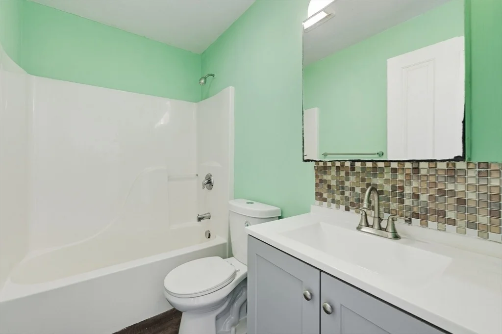 Photo of 200 Beacon St