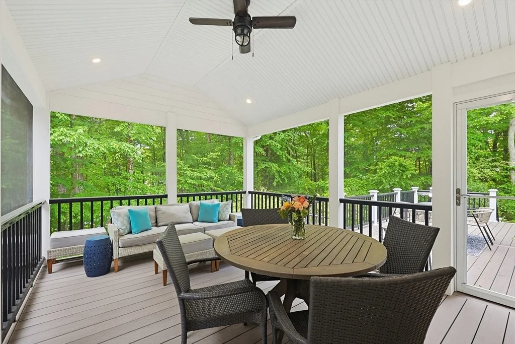 Photo of 1 Leone Ln