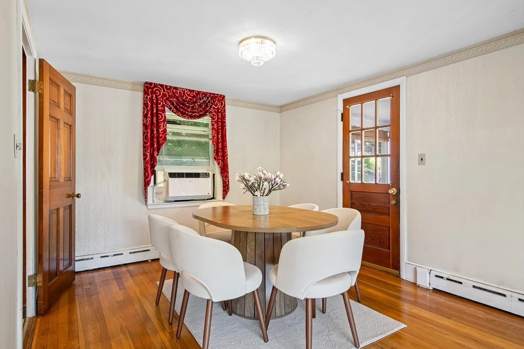 Photo of 38 Robinhood Rd