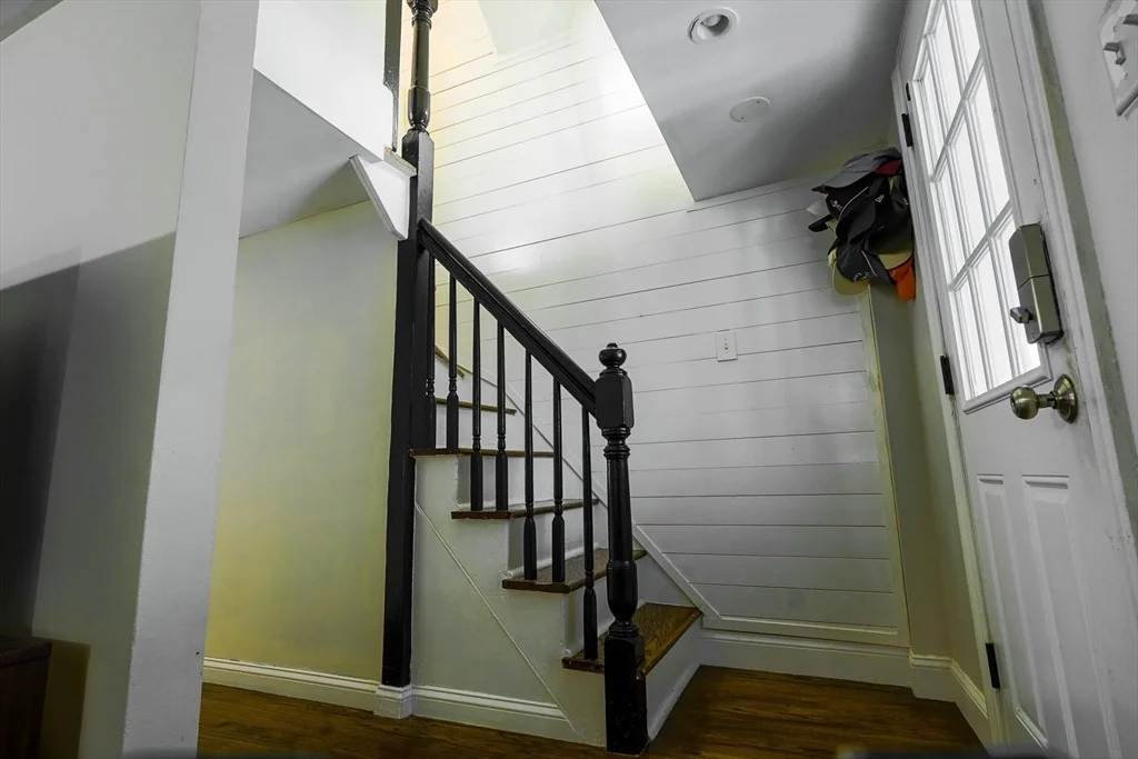 Photo of 33 Bay View Ave