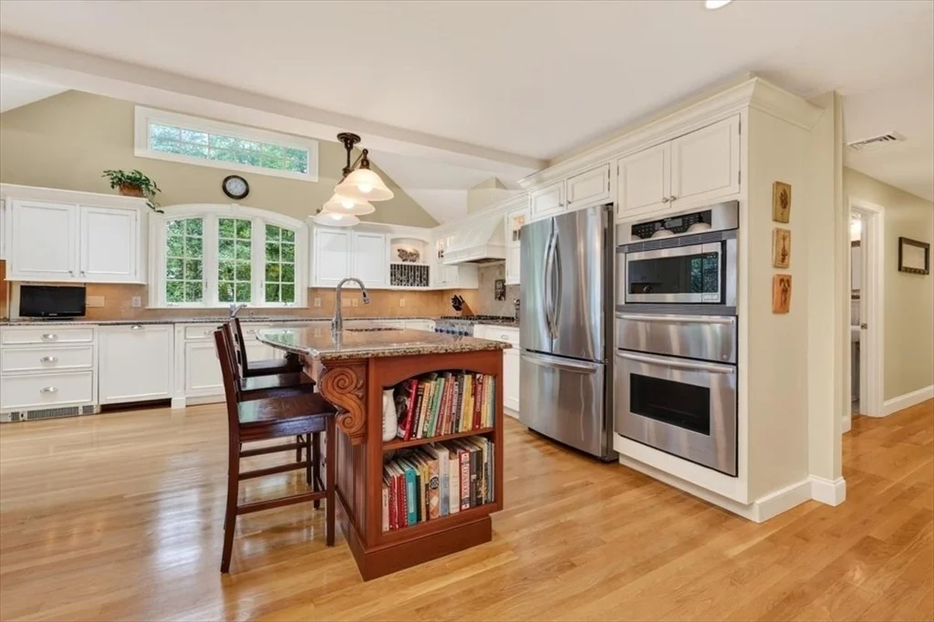 Photo of 6 Blackhorse Ln