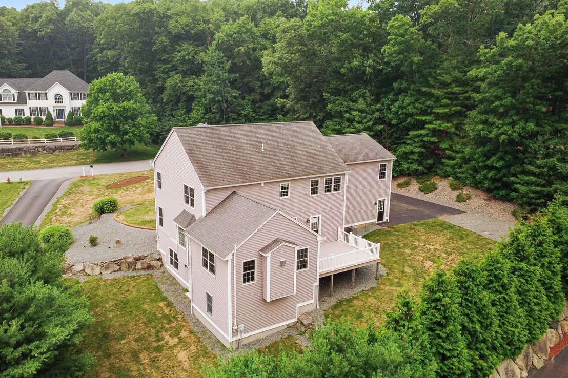 Photo of 14 Longbrook Dr
