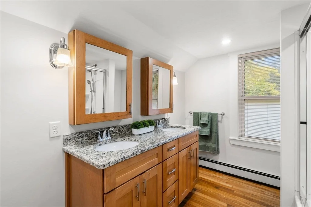 Photo of 24 Vaille Ave