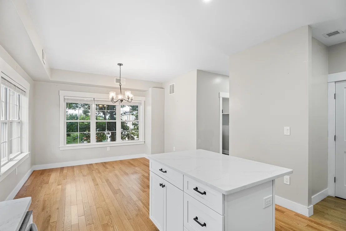 Photo of 30 Valmor St