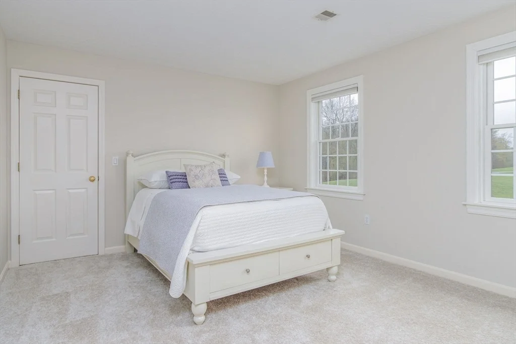 Photo of 89 Skyfields Drive