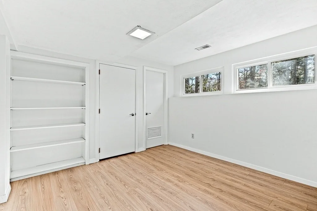 Photo of 32 Indian Ridge Rd