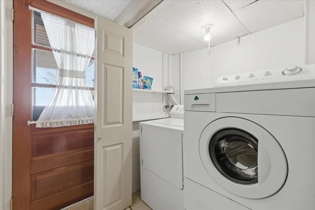 Photo of 72 Rogers Dr