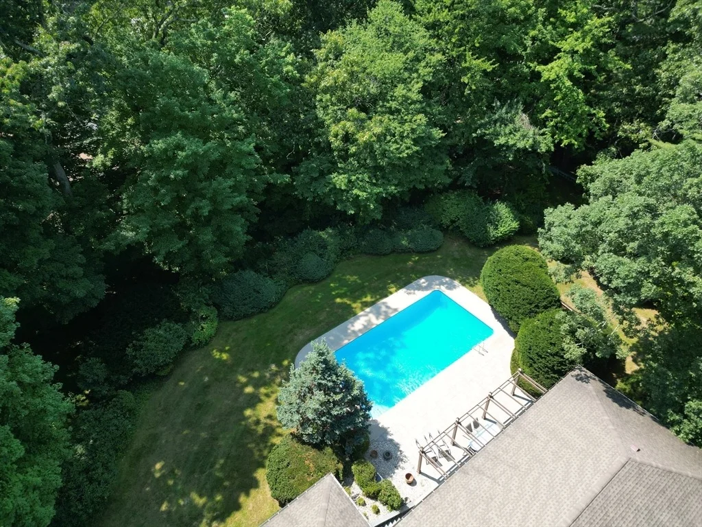 Photo of 200 Crestview Circle