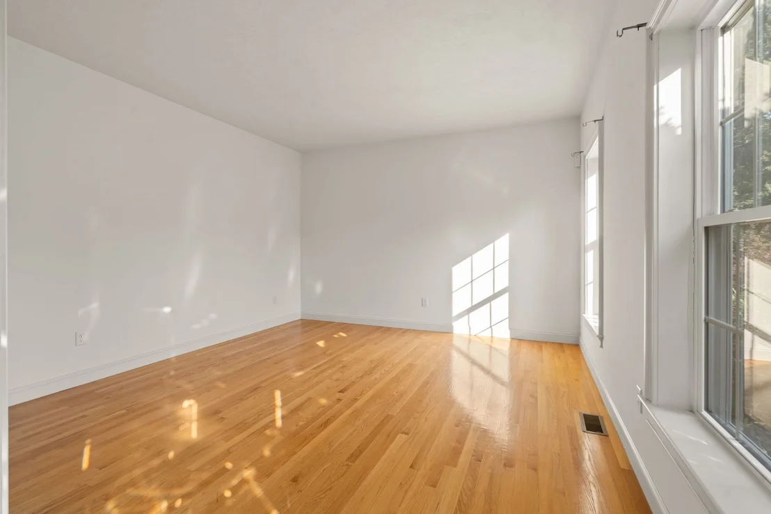 Photo of 34 Laurelwood Dr