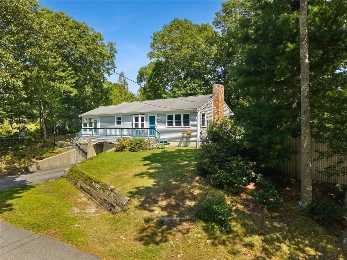 Photo of 84 Eel Pond Rd