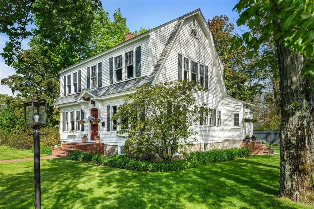 Photo of 402 Sutton St