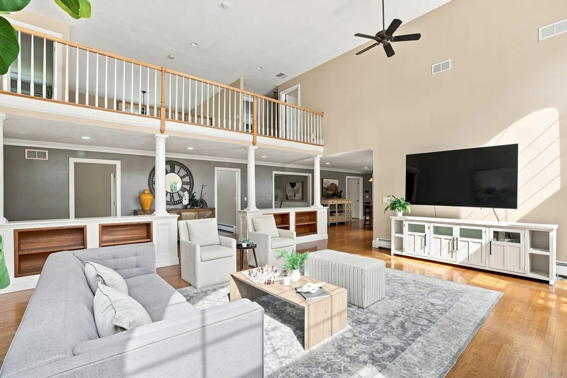 Photo of 55 Squire Shaler Ln