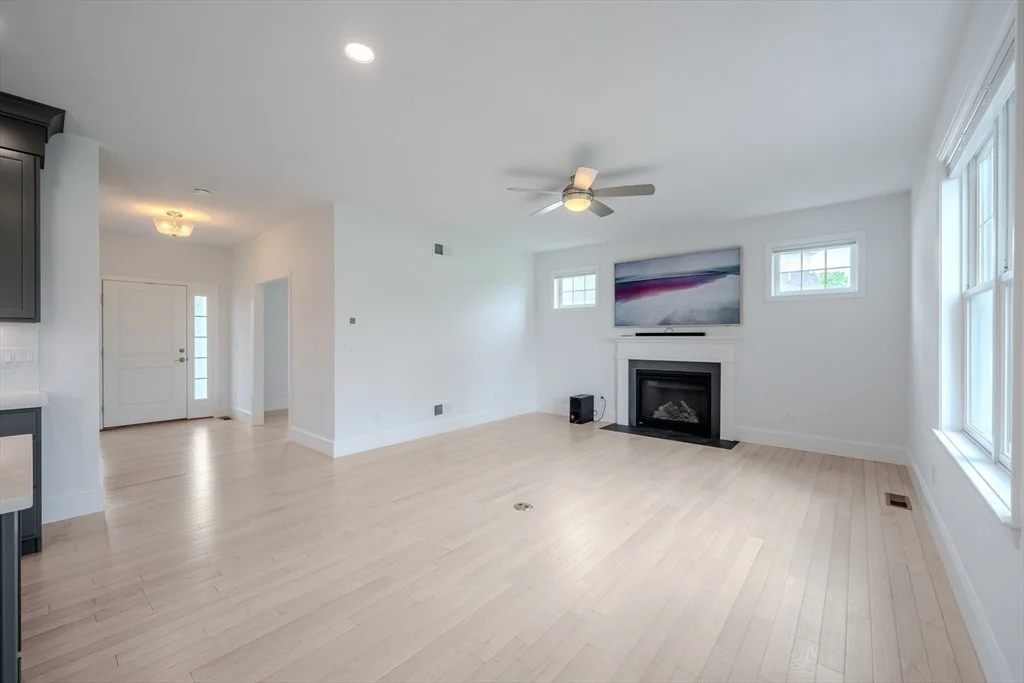 Photo of 72 Pratt Ave