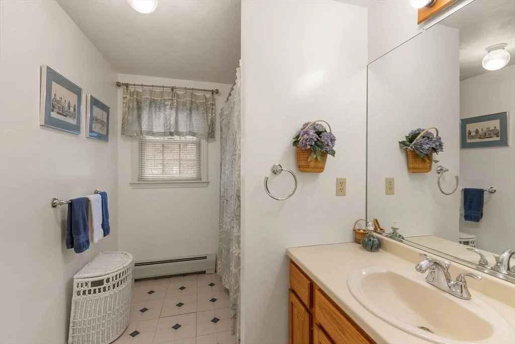 Photo of 37 Ansel Howland Road