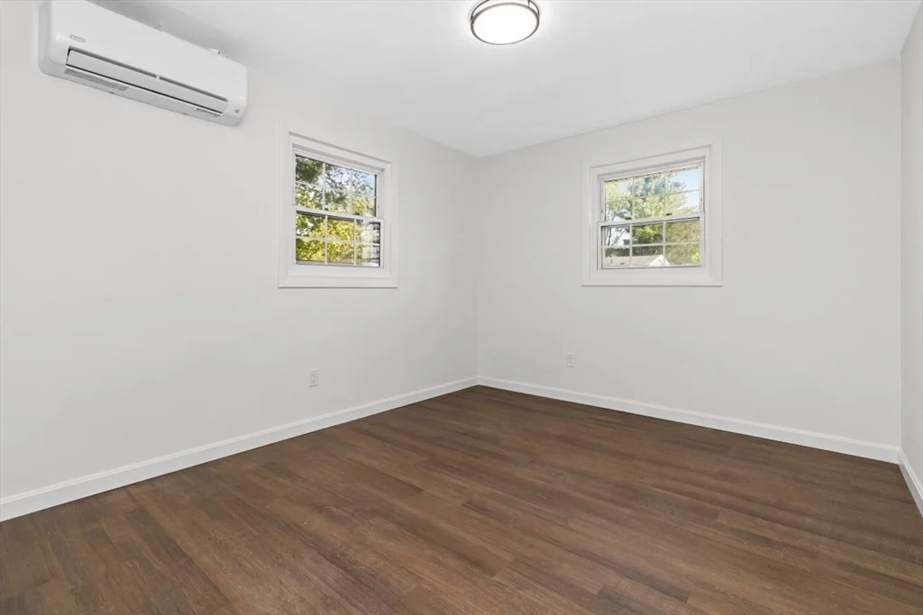 Photo of 300 Jon Dr