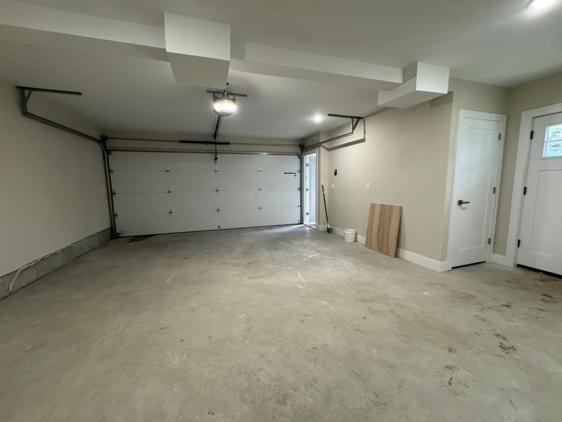 Photo of Unit 02 at 562 Gorham Street