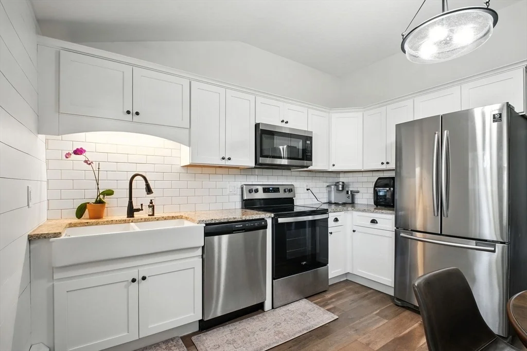 Photo of 19 Harbour Rd