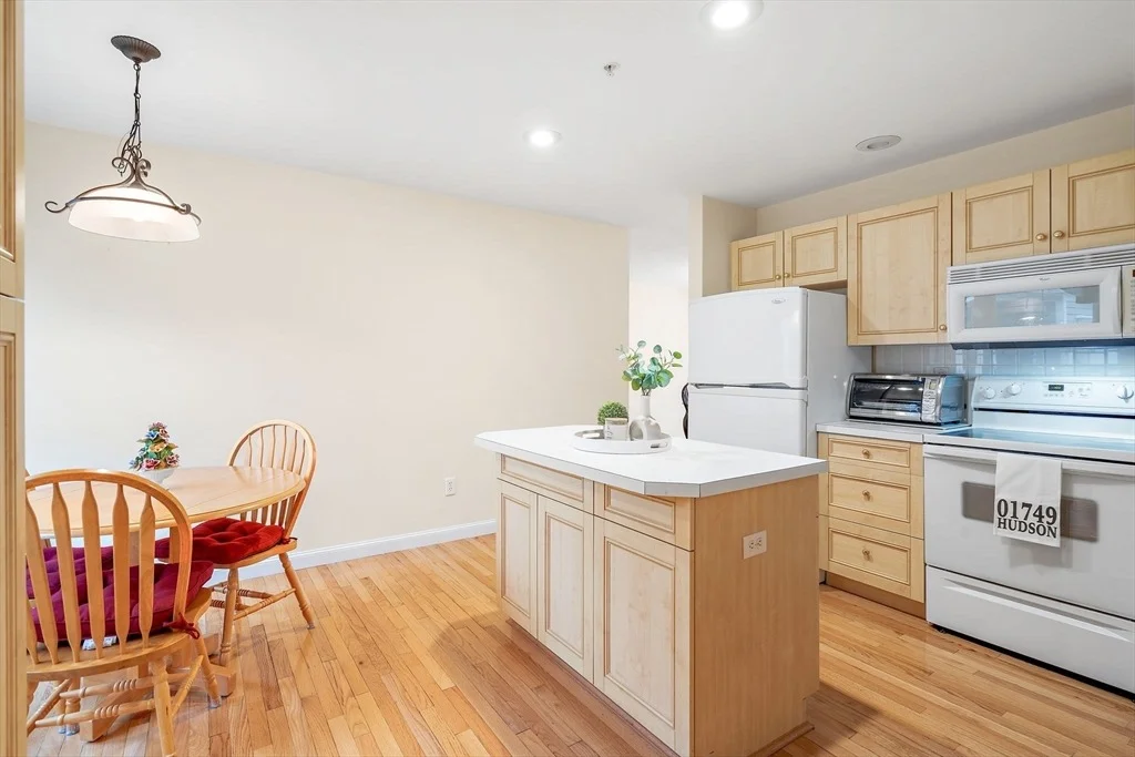 Photo of Unit E at 7E Strawberry Lane
