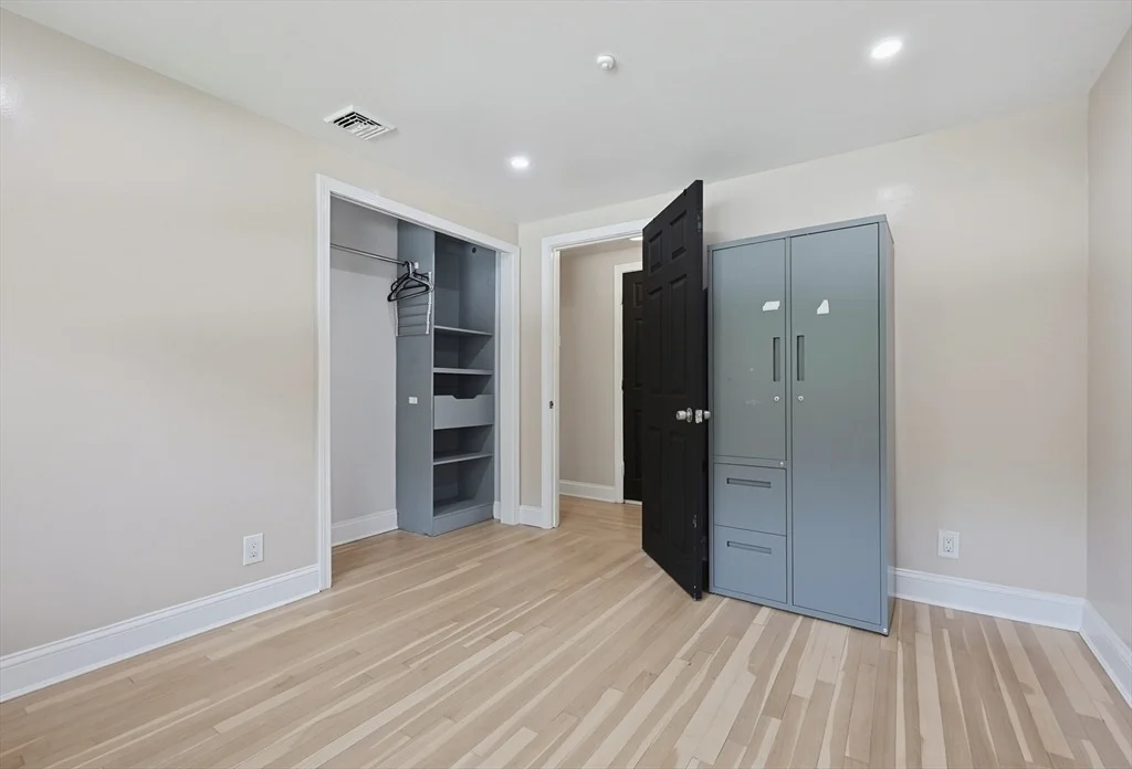 Photo of 14 Lewis Rd