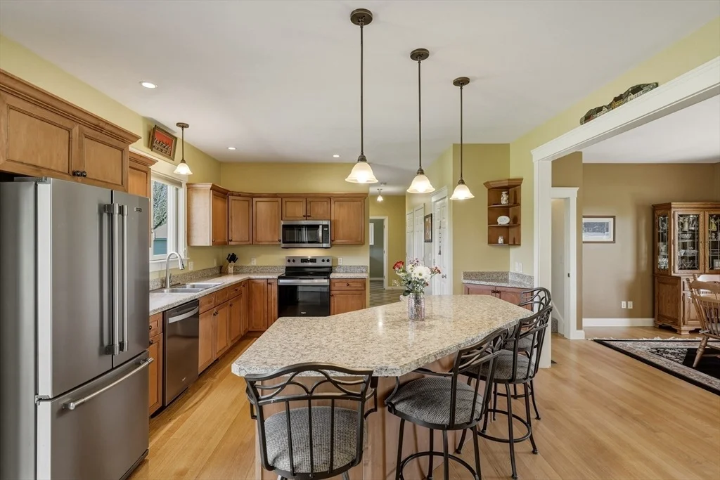 Photo of 249 River Rd