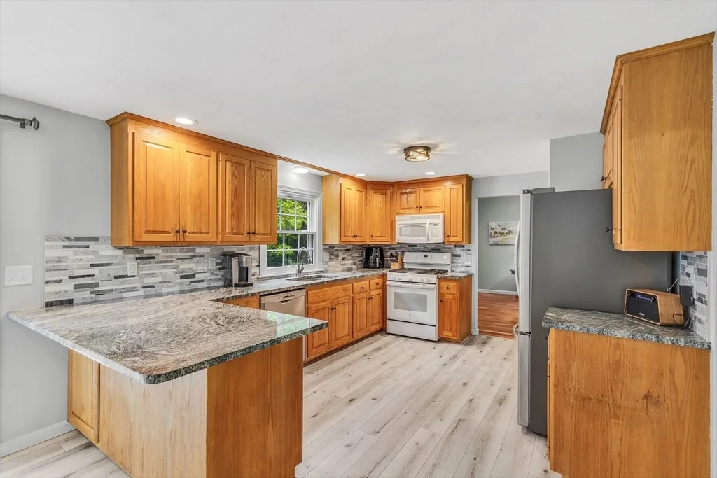 Photo of 5 Lost Hill Dr