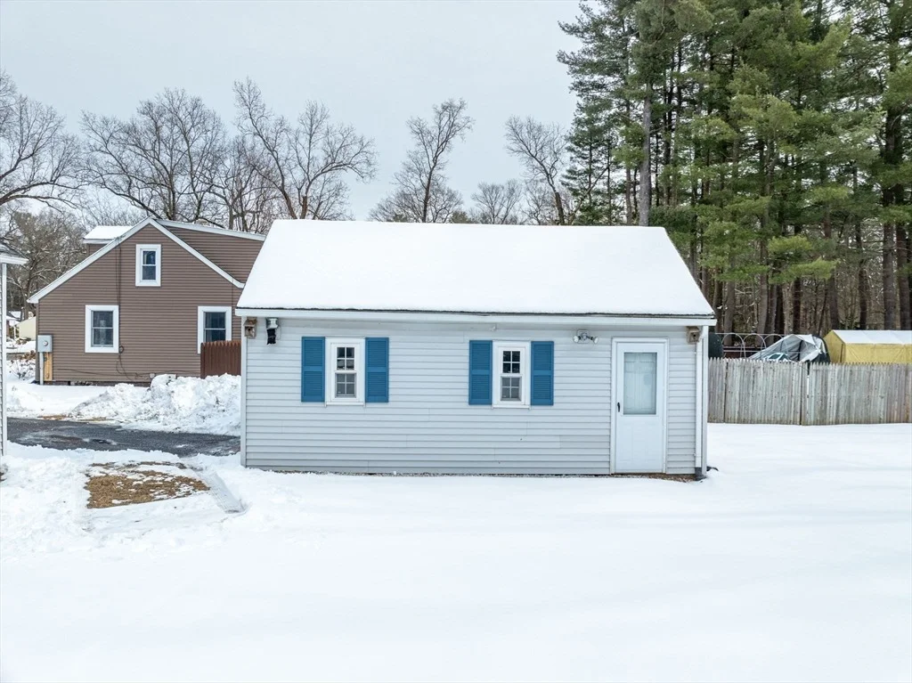 Photo of 365 Maple Rd