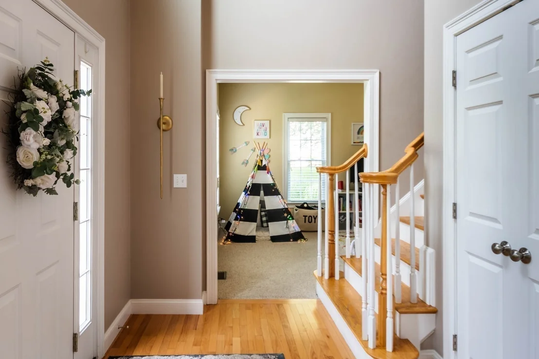 Photo of 493 Taylor Rd