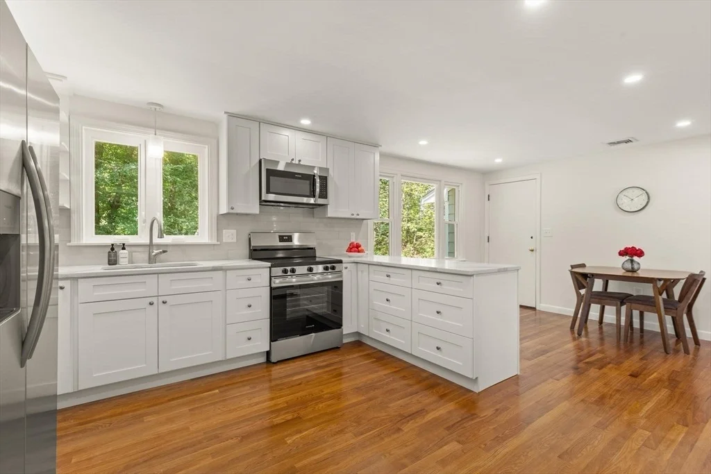 Photo of 35 Rustic Dr