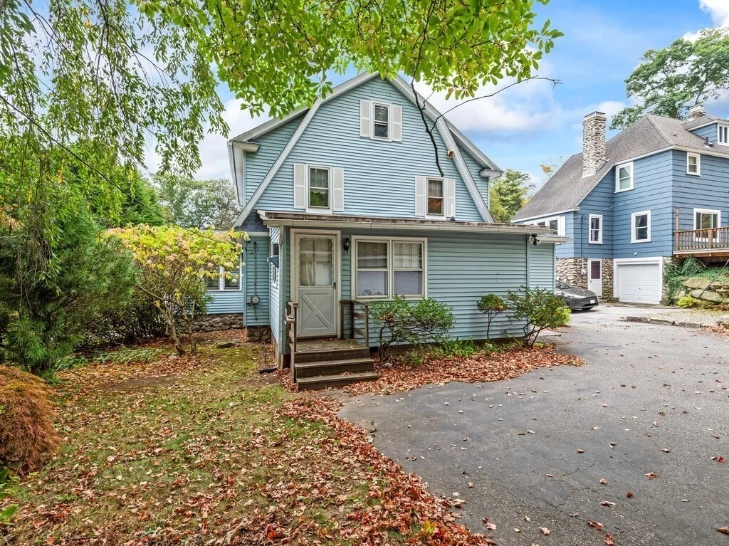 Photo of 83 Commodore Rd