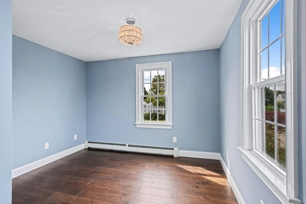 Photo of 61 Tupper Ave