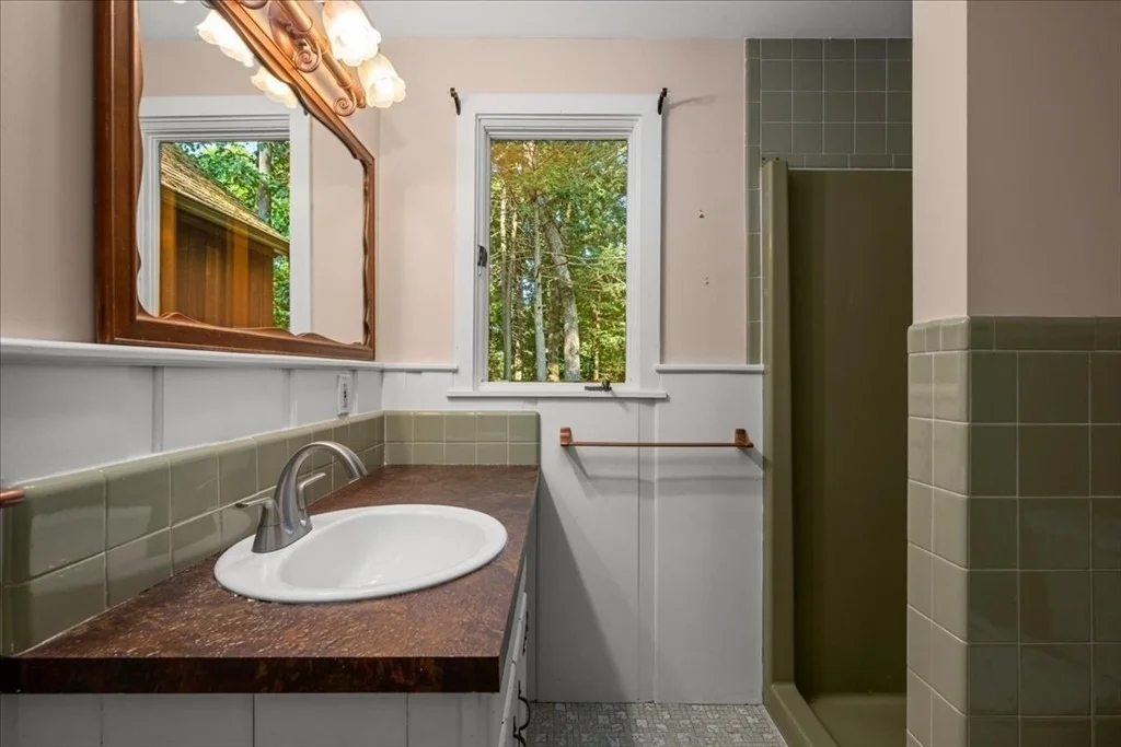 Photo of 39 Westview Ter