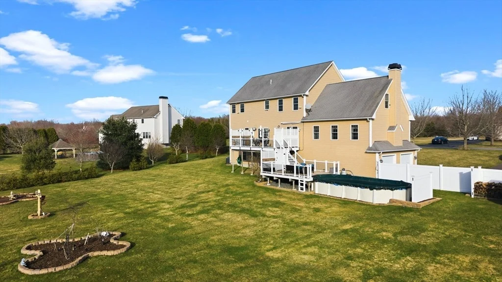 Photo of 6 Meadowlark Drive