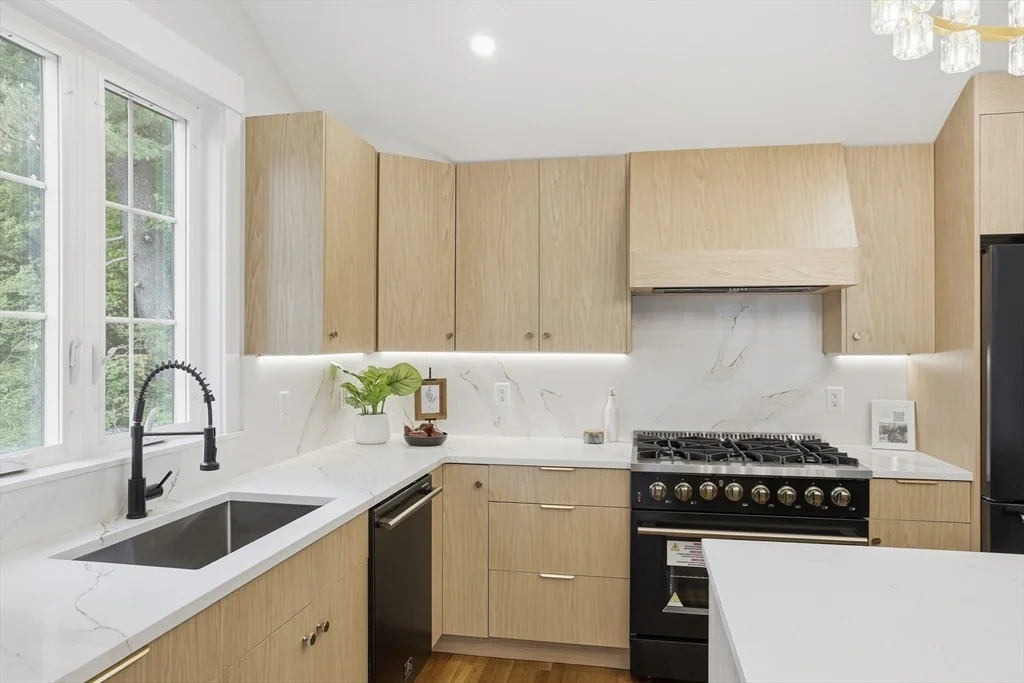 Photo of 11 Bromfield Road