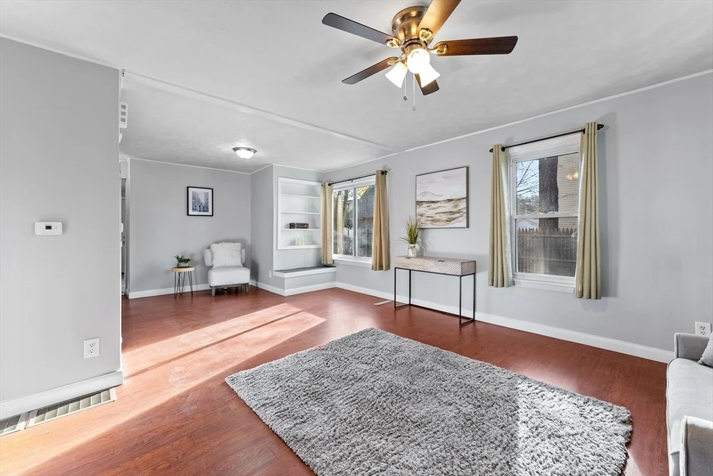 Photo of 195 Almira Rd