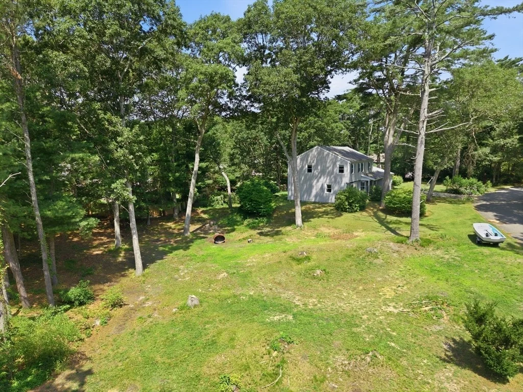 Photo of 10 Roberta Drive