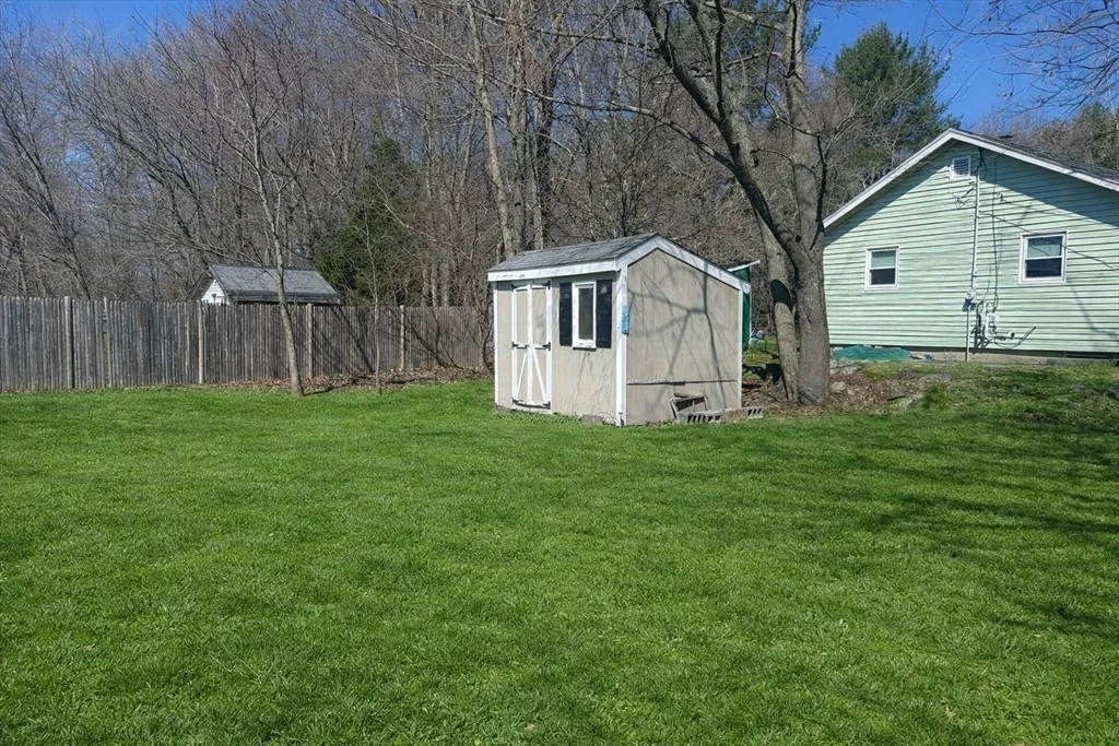 Photo of 936 Centre
