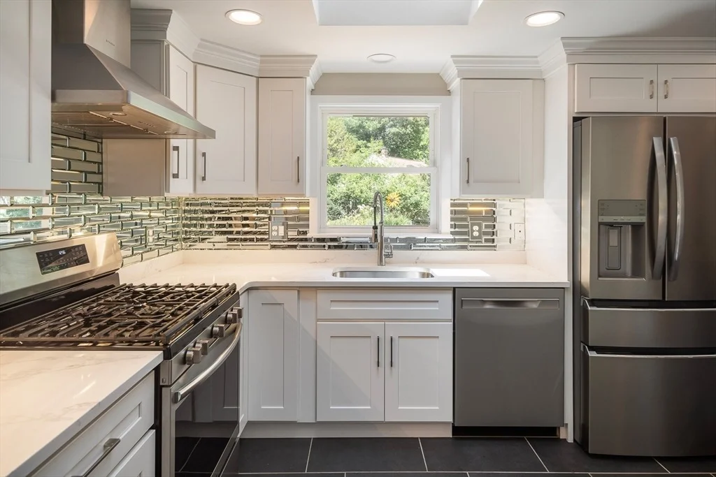 Photo of 64 Chestnut St