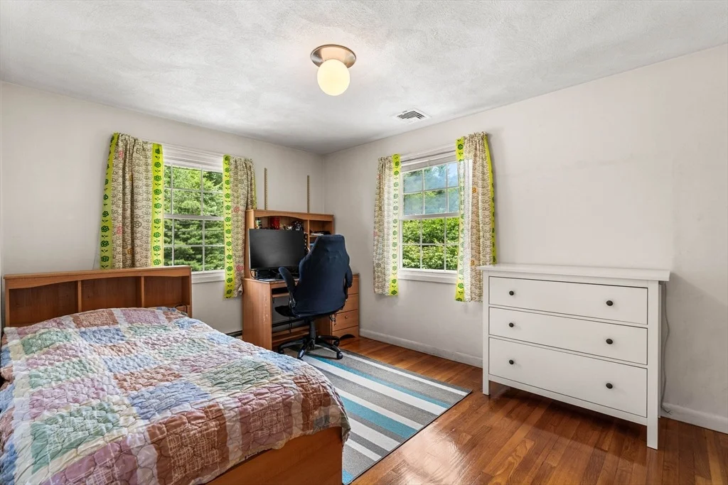 Photo of 15 James Rd