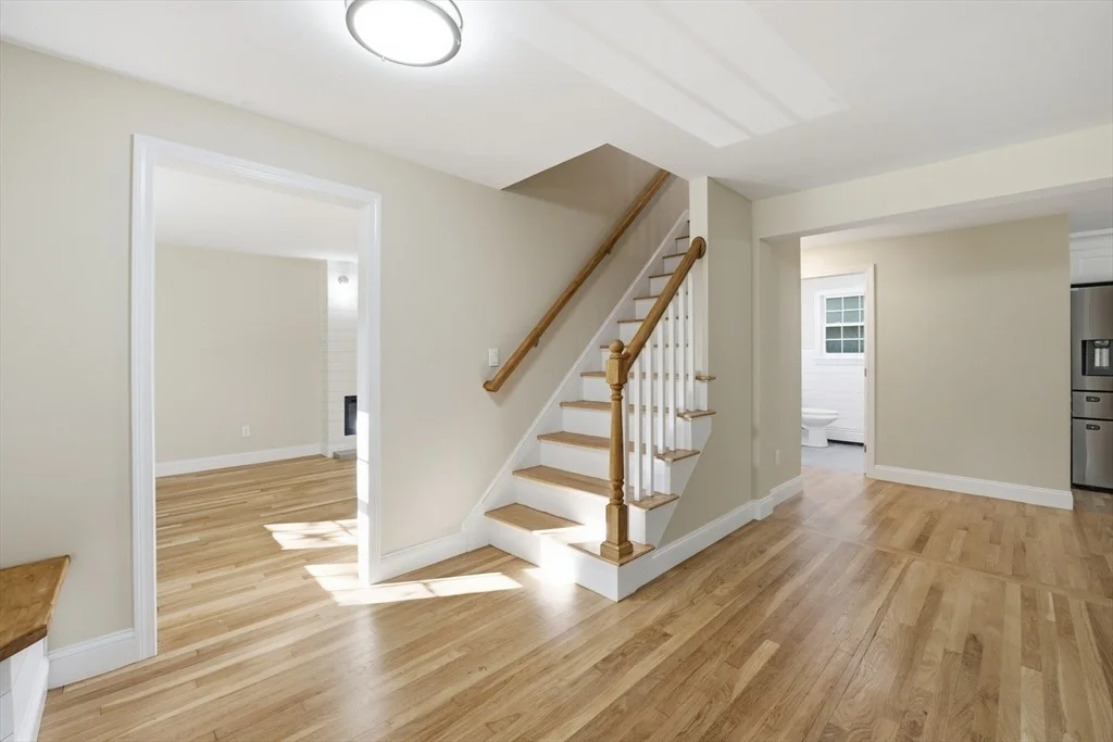 Photo of 3 Jonathan Ln