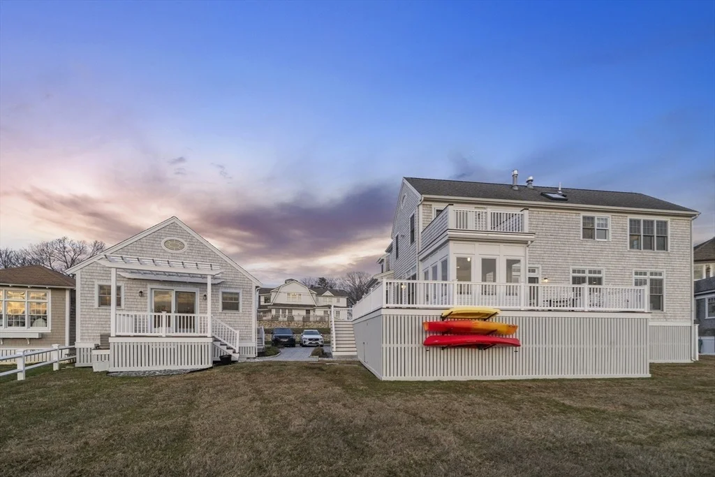 Photo of 35 Bayberry Rd