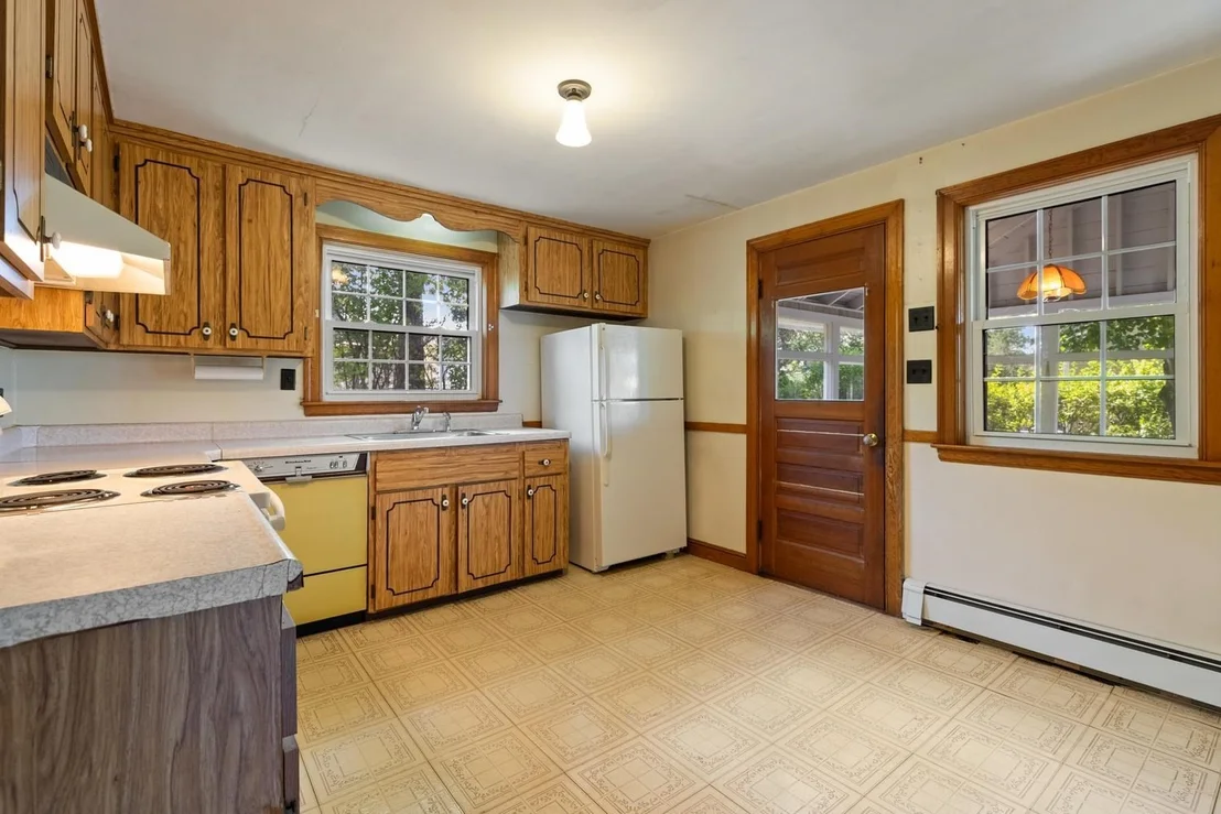 Photo of 40 Valentine Rd