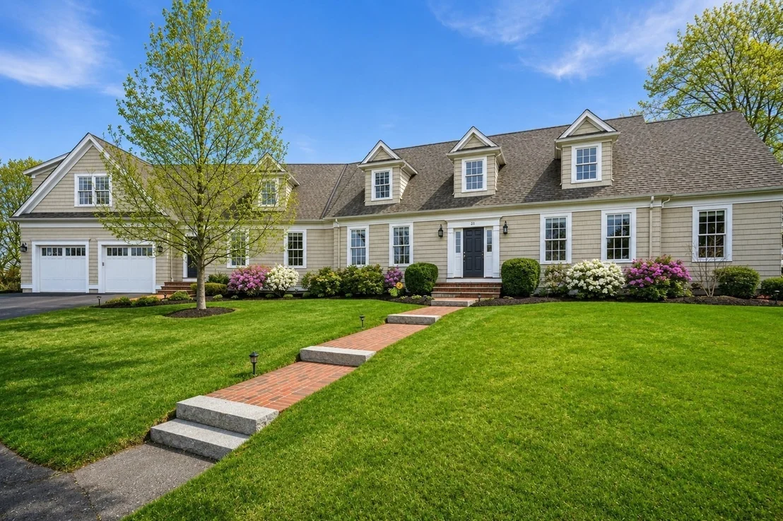 Photo of 21 Chadbourne Road