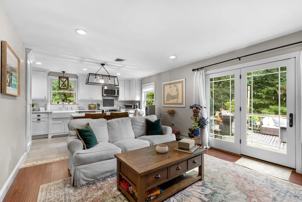 Photo of 24 Moon Compass Ln