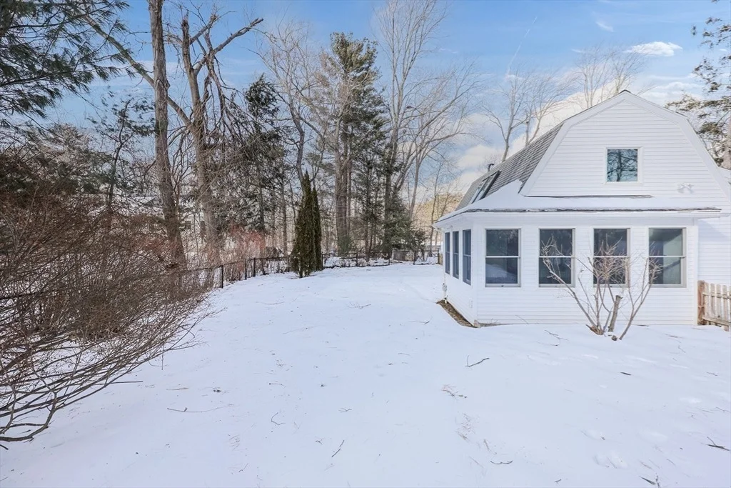Photo of 7 Cottage Dr